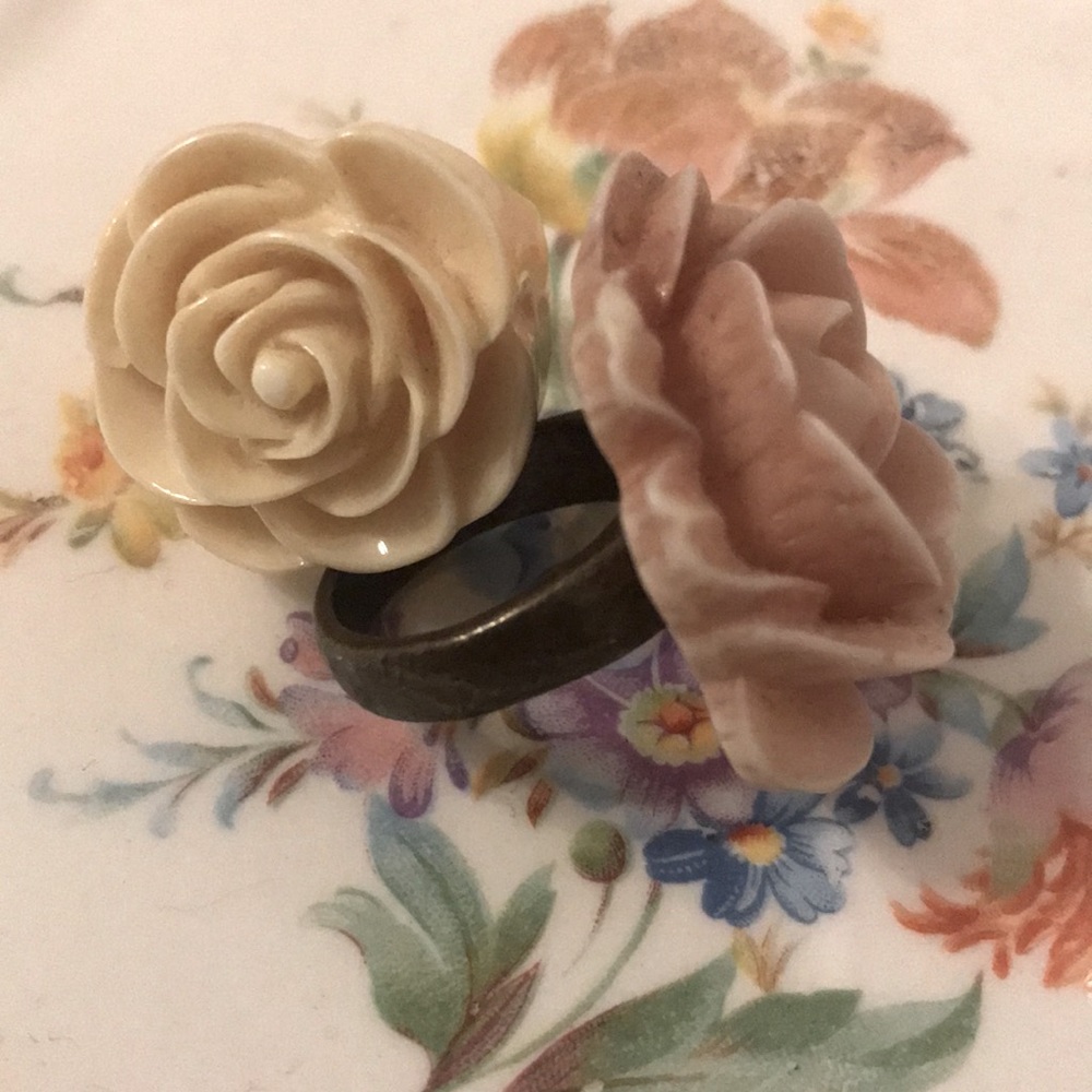 The Limited Flower Rings, Ceramic and Acrylic